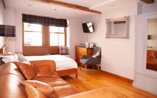 The Rooms at the Nook