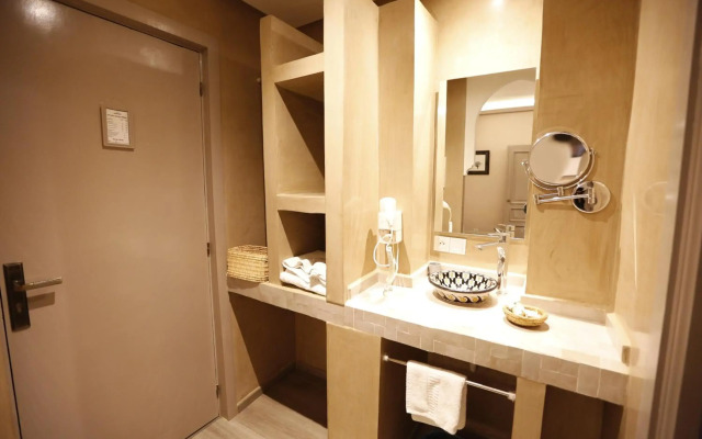 Amani Hotel Suites & Spa