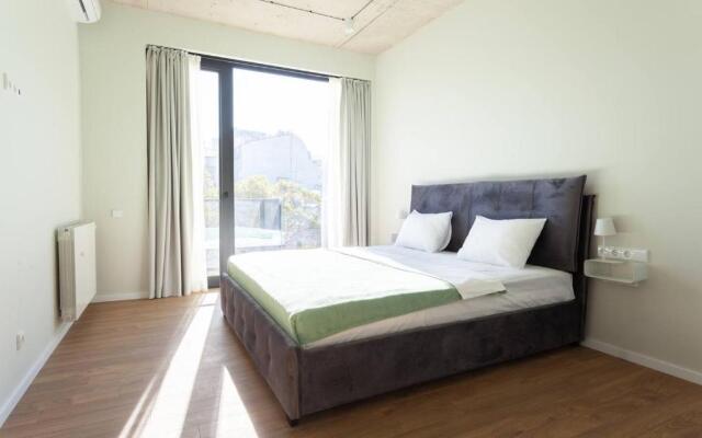 Spacious 3BR Apartment With 2 Balconies in Old Tbilisi