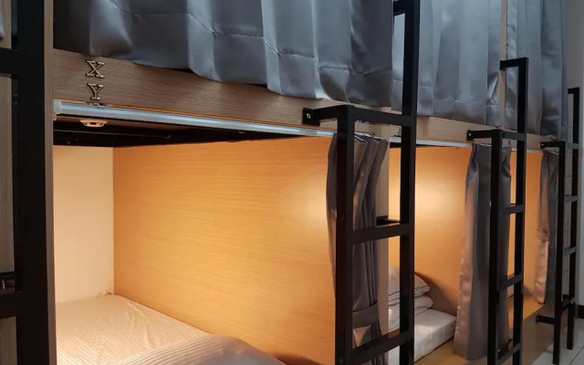 Utopia Hostel