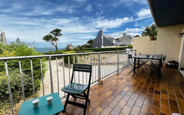 Villa Simone vue mer 2min à pied de la plage