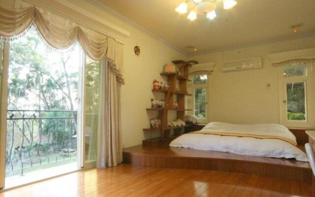 Puli Jackie Hill Bed and Breakfast