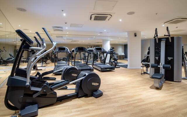 Crowne Plaza London Heathrow T4 by IHG