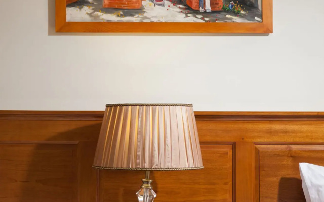 Sq Hang Gai Hotel & Spa