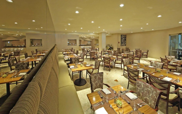 Crowne Plaza Panama by IHG