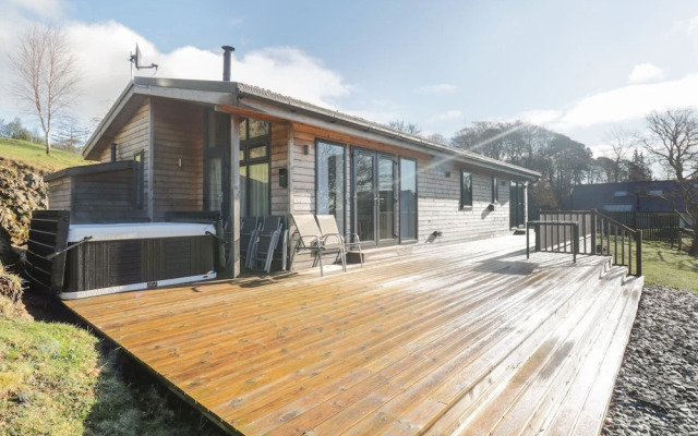Tarn Lodge