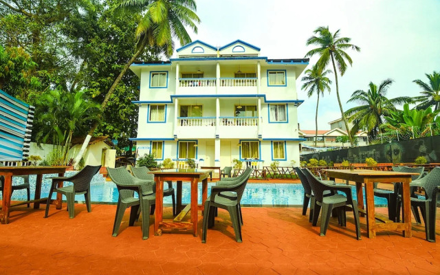 Fabhotel Grand Royal Palms