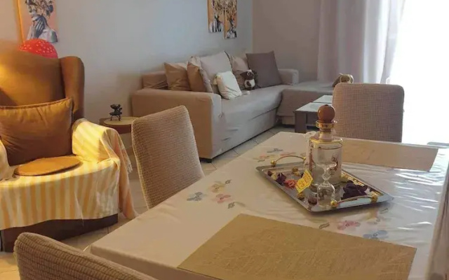 Piraeus Seaside Apartment Escape