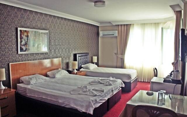 Oz Cinar Hotel