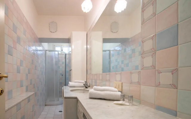 Montebello Elegant by Mmega