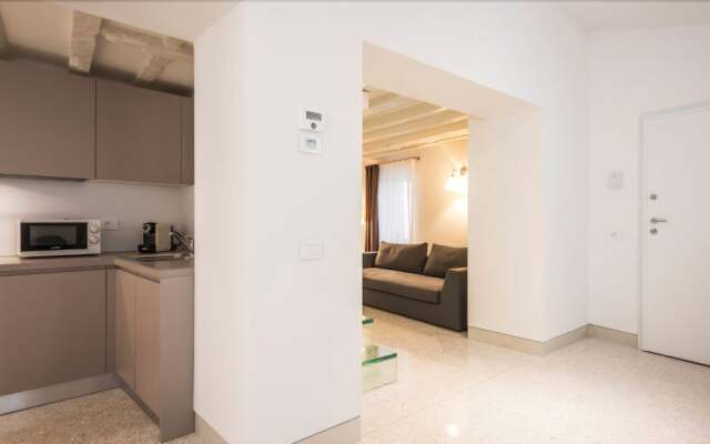 MyPlace Campo Santa Margherita Apartment