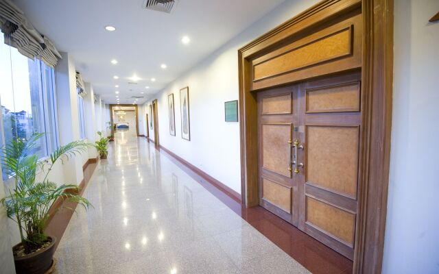 K Park Grand Hotel