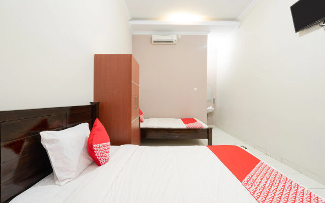 OYO 1885 Wisma Wongso Syariah – Guest Rooms – Borobudur
