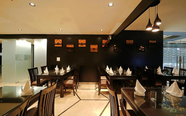 Hotel Vivan Pinnacle