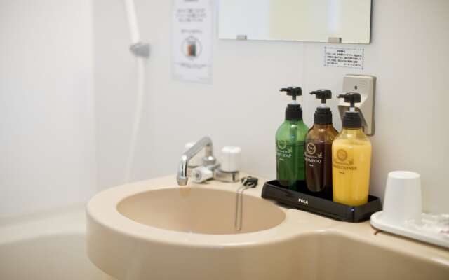 Kishibe Station Hotel