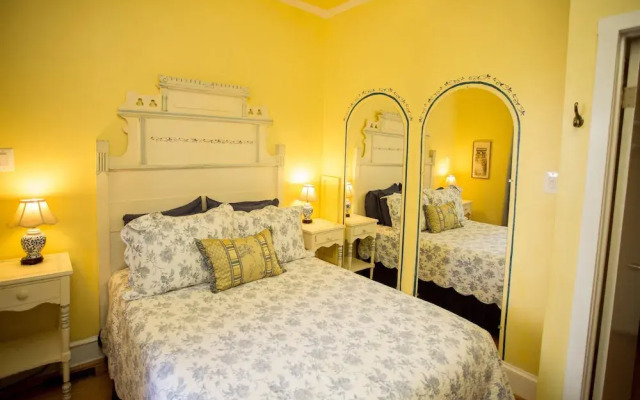 Haddonfield Inn