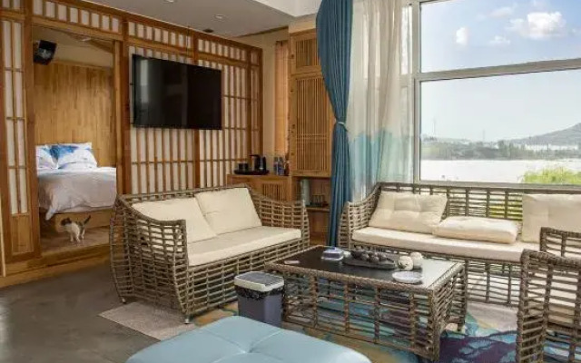 Yungu Xiangjiju Hot Spring Holiday Hotel