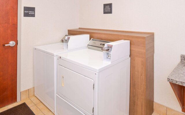 Hampton Inn & Suites Wilmington