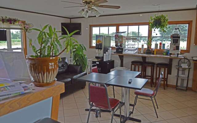 Americas Best Value Inn Suburban Motel