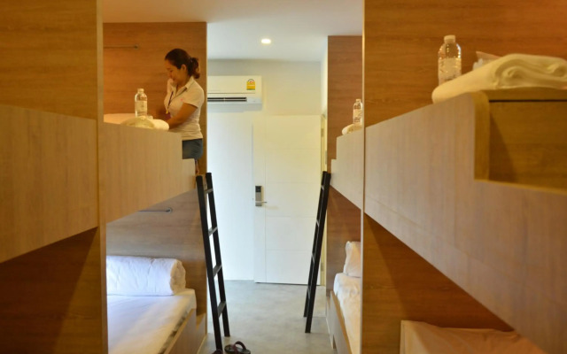 Rezt Bangkok - Hostel