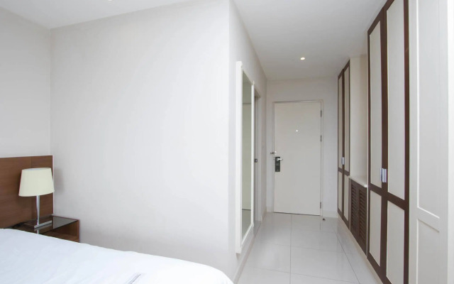 Thomson Hotel Huamark