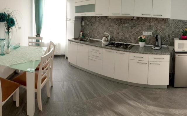 Mia Residence