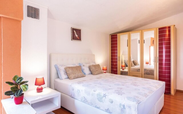 Beautiful Home in Makarska With Wifi and 1 Bedrooms