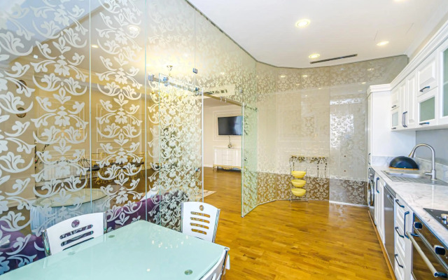 Buta Place VIP House 904