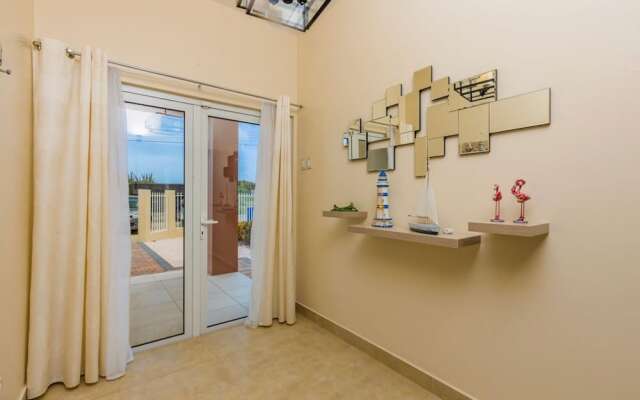 Amazing 3BR Villa w Large Private Pool Gameroom