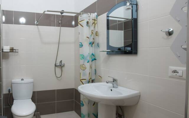 Grand Blue Apartments