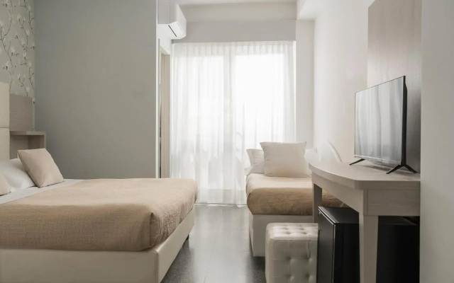 Hotel Corona