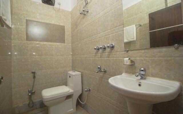 OYO 14512 Sambhunath Guest House
