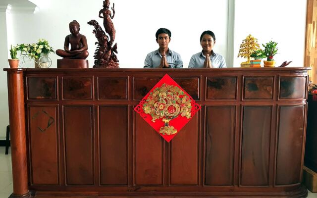 Lucky hostel and guesthouse