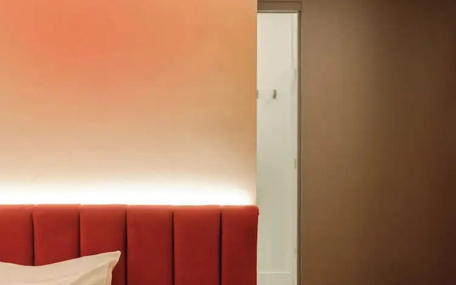 Rose Hôtel Invisible