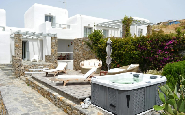 Sea Side Studios & Houses