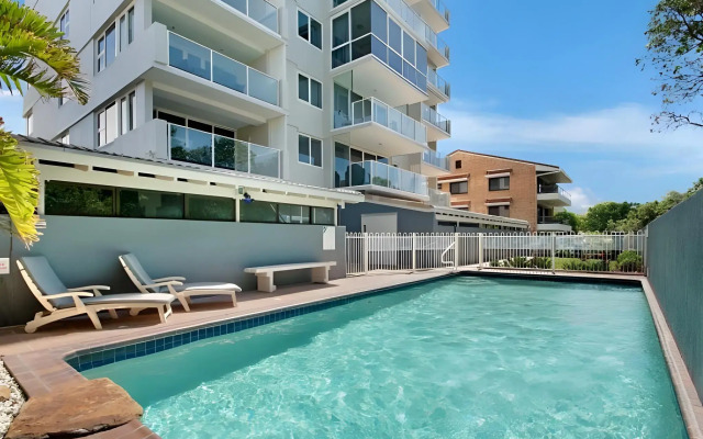 84 The Spit Holiday Apartments