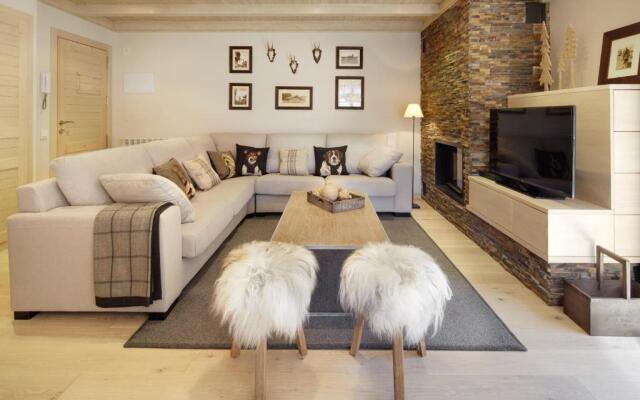 Val de Ruda Luxe 45 by FeelFree Rentals
