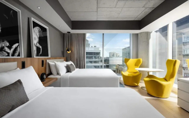 Humaniti Hotel Montreal, Autograph Collection