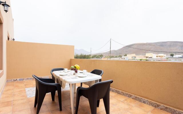 Home2Book Cozy Apartment La Lajita
