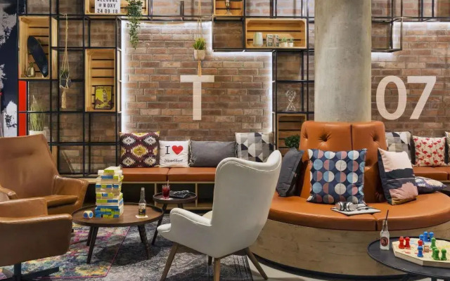 Hotel Moxy Duesseldorf South