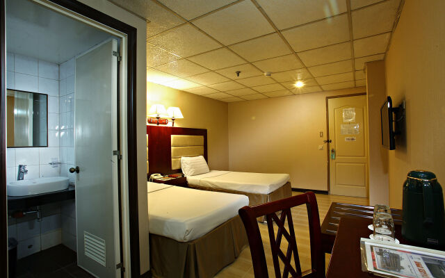 Star Plaza Hotel