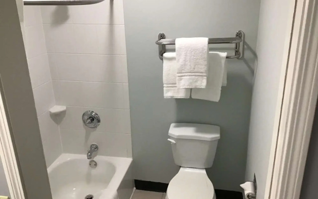 SureStay Studio by Best Western Pensacola