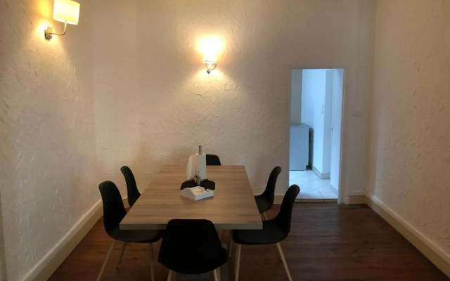 Spacieux appartement 2/6 pers 110m² proche CNPE