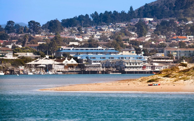 Blue Sail Inn