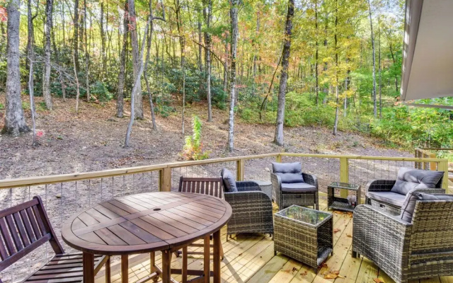 Hike, Golf & Swim: Blue Ridge Cabin Escape
