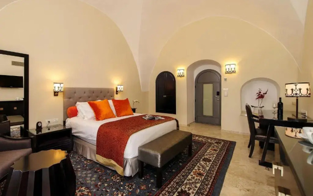 The Sephardic House