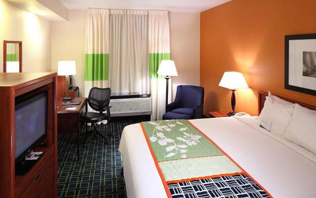 Fairfield Inn & Suites by Marriott San Francisco San Carlos