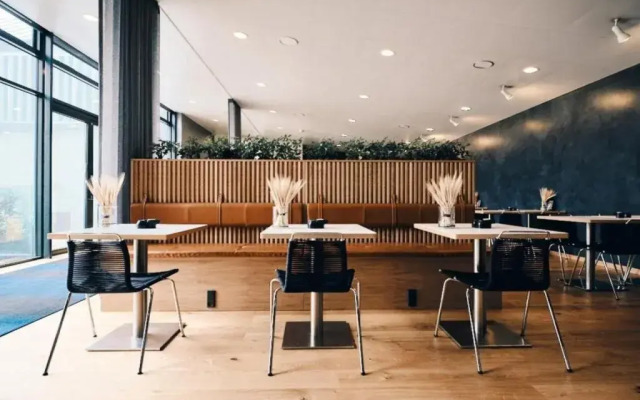 Best Western Hotel Oasia