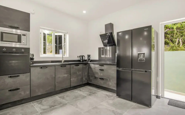 Modern 3-bed Apartment in Papaya Resort Curacao