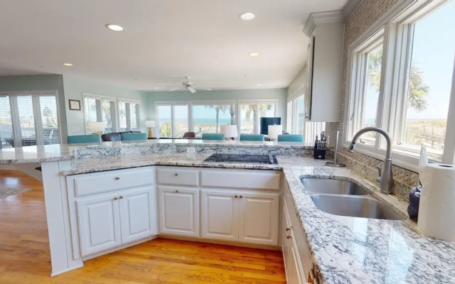 1711-a Strand Avenue